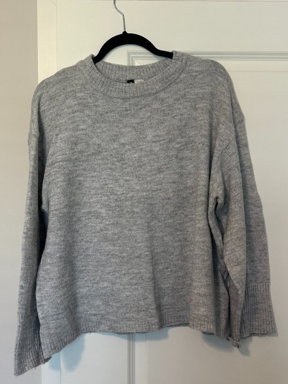 Divided Crew Neck Sweater
